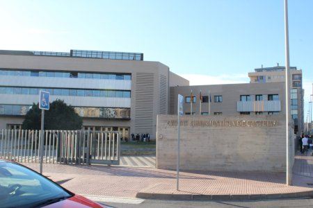 Cinco años de prisión por clavarle un machete en la cabeza a un hombre en Burriana