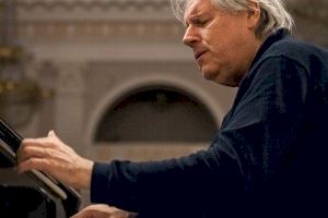 El pianista Grigory Sokolov hace escala en l'Auditori de Torrent