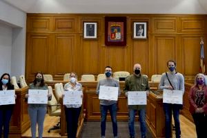 Entregados los premios a los comerciantes que más promocionan la lengua valenciana en Burjassot