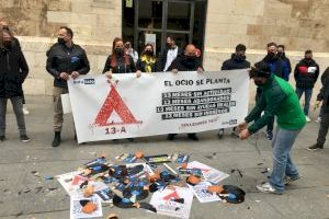 Protesta de conocidos DJ’s valencianos: “Estamos quebrando porque nos prohíben trabajar, nos están criminalizando” - (foto 2)