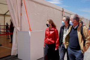 Marco visita el punto de vacunación masiva y supervisa el dispositivo especial de seguridad Marco visita el punto de vacunación masiva y supervisa el dispositivo especial de seguridad
