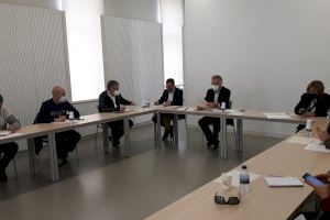Agricultura aumenta un 70 % las subvenciones al sector apícola valenciano para favorecer la comercialización de la miel - (foto 2) Agricultura aumenta un 70 % las subvenciones al sector apícola valenciano para favorecer la comercialización de la miel - (foto 2)