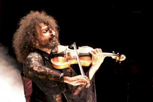 Apoteósico final en el concierto de Ara Malikian en la Rotonda del Parque Municipal de Elche - (foto 8) Apoteósico final en el concierto de Ara Malikian en la Rotonda del Parque Municipal de Elche - (foto 8)