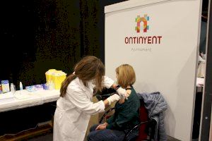 Ontinyent amplia l’horari del bus urbà gratuït per facilitar l’accés al punt de vacunació massiva - (foto 2) Ontinyent amplia l’horari del bus urbà gratuït per facilitar l’accés al punt de vacunació massiva - (foto 2)