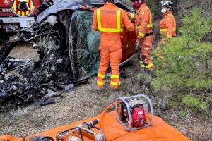 Accidente mortal en Alpuente: Fallece un hombre tras caer con su vehículo desde un viaducto - (foto 3)