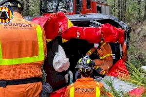 Accidente mortal en Alpuente: Fallece un hombre tras caer con su vehículo desde un viaducto - (foto 2)