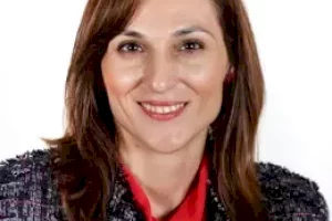 Martínez recuerda que el Gobierno “ya ha puesto en marcha acciones para apoyar al sector de calzado” y pide el PP “no hacer partidismo con esta cuestión”