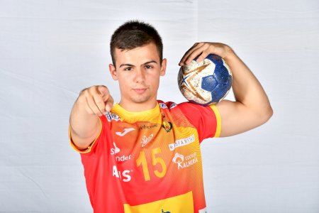Marcos Aguilella, un jove esportista d'Onda que desenvolupa un filtre biodegradable per a màscares Marcos Aguilella, un jove esportista d'Onda que desenvolupa un filtre biodegradable per a màscares