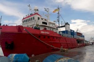 Arriba al port de Borriana el SEA EYE 4, una nova embarcació per rescatar vides a la Mediterrània - (foto 8)