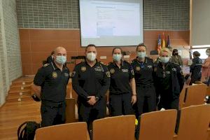 La Policia Local de l’Alcúdia de Crespins participa en el I Curs sobre Prostitució i Explotació de la Comunitat La Policia Local de l’Alcúdia de Crespins participa en el I Curs sobre Prostitució i Explotació de la Comunitat