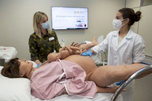 La Càtedra Medtronic de l'UJI forma a especialistes en situacions d'emergències obstètriques - (foto 7)