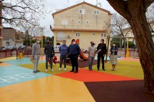 Obri al públic el parc infantil del carrer José Moreno Torres de Nules després de ser remodelat - (foto 3)
