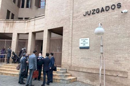 Tres anys de presó per a la jove que va atropellar mortalment tres ciclistes a Oliva