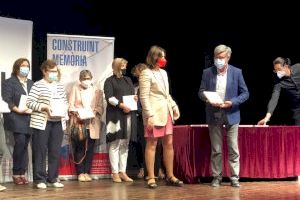 Acte de lliurament per part de la Generalitat Valenciana de taulells en record dels veïns de la comarca del Baix Maestrat deportats als camps d'extermini nazi - (foto 5)
