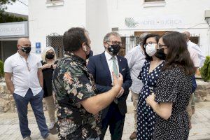 José Martí destaca en la reapertura del Hotel D. Jérica que "los emprendedores de interior son una especie a proteger por las administraciones públicas"