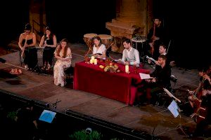 El Grup de Dansa de la Universitat y la Acadèmia Capella de Ministrers inauguran el festival Serenates con el espectáculo ‘Abans de la llum’ El Grup de Dansa de la Universitat y la Acadèmia Capella de Ministrers inauguran el festival Serenates con el espectáculo ‘Abans de la llum’