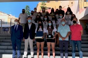 Recepción a las chicas del Club Juventut d’Elx de fútbol sala y del Elche Club de Fútbol por sus recientes éxitos deportivos - (foto 2)