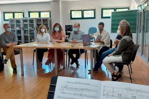 El Conservatorio municipal José Iturbi edita el primer libro sobre nuevos métodos musicales para estudiantes El Conservatorio municipal José Iturbi edita el primer libro sobre nuevos métodos musicales para estudiantes