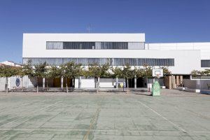 L’Ajuntament de Xilxes adquireix 75 llibres de lectura per al banc de llibres del CEIP Lluís Vives
