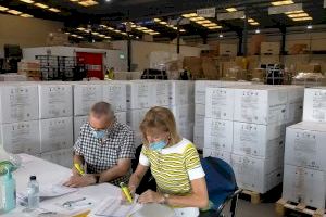 El Gobierno distribuye más de 1,3 millones de mascarillas entre entidades locales y sociales destinadas a colectivos vulnerables en la Comunitat Valenciana - (foto 4) El Gobierno distribuye más de 1,3 millones de mascarillas entre entidades locales y sociales destinadas a colectivos vulnerables en la Comunitat Valenciana - (foto 4)