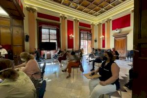 El Ayuntamiento de Alcoy seguirá un año más con el mismo contrato de autobús urbano El Ayuntamiento de Alcoy seguirá un año más con el mismo contrato de autobús urbano