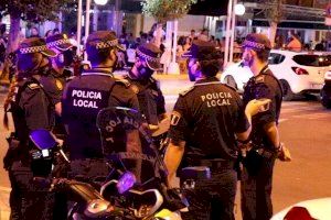 Una camarera de Alicante se va a trabajar al bar a pesar de haber un brote en el local