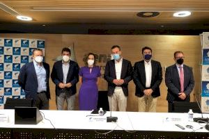 El alcalde de Elche reivindica participación en la gestión del aeropuerto, el desarrollo en el entorno de IFA y la culminación de infraestructuras ferroviarias