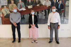 El proyecto de la ‘Enciclopedia virtual de la ciudad de Elche’ de la UMH recibe 2.000 euros por parte de Aigües i Sanejament d’Elx