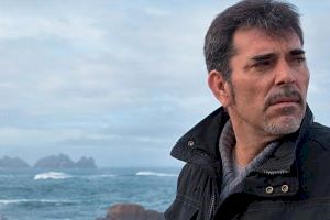 El premio Nadal Víctor del Árbol presenta mañana sábado su última novela en Alcalà de Xivert