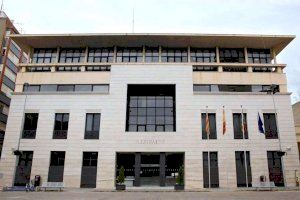 El PSOE de Burriana defiende los contratos del Ayuntamiento para cubrir la falta de plazas El PSOE de Burriana defiende los contratos del Ayuntamiento para cubrir la falta de plazas