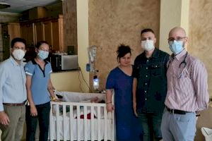 Las UHD de Elche y Alicante, pioneras en la Comunitat en el tratamiento de nutrición parenteral en pacientes pediátricos complejos