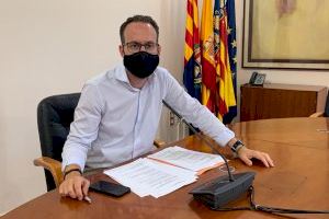 La Junta de Gobierno aprueba la renovación de 2.000 luminarias en las plazas y jardines del casco urbano y las pedanías de Elche