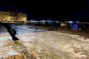 Santa Pola sufre una 'rissaga' que inunda el paseo, ¿en qué consiste este fenómeno?