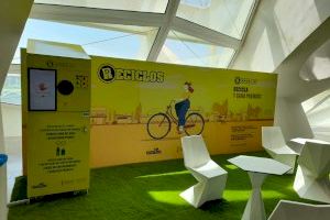 Las máquinas Reciclos de la Ciudad de las Artes y las Ciencias estrenan nuevo diseño