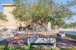 Vivienda finaliza con éxito la primera fase de regularización del suministro eléctrico del vecindario enganchado irregularmente en Palmerales de Elche