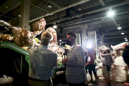 Ribó, en el trasllat de les falles: "Comencen els actes fallers de 2022"