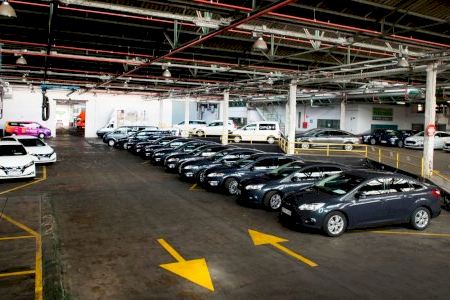 La Diputació de València cedix tretze vehicles a la Junta Central Fallera per al trasllat als actes oficials