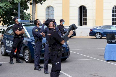 La Policía Nacional activa un novedoso sistema anti-drones en Fallas La Policía Nacional activa un novedoso sistema anti-drones en Fallas