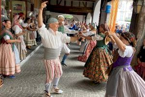 L'Arenilla de Borriana porta la música i balls tradicionals valencians a França - (foto 17)