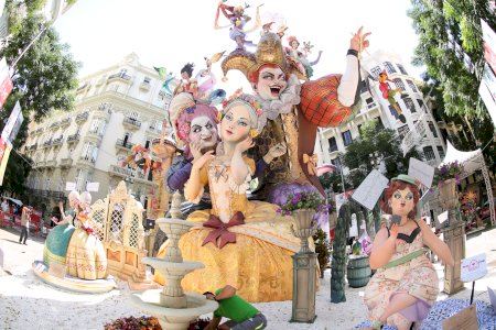 Falles 2021 València: un recorregut en imatges pels monuments més destacats