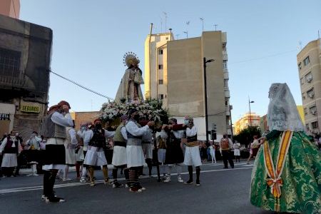 El Trasllat més reduït i emotiu dels Falles de Torrent