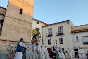 El Trasllat més reduït i emotiu dels Falles de Torrent - (foto 3) El Trasllat més reduït i emotiu dels Falles de Torrent - (foto 3)