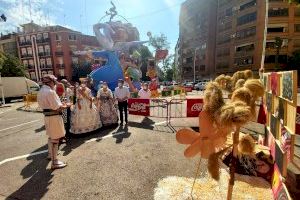 Cs proposa crear els ‘Premis Visibilitat’ per a reconéixer la labor solidària de les comissions falleres - (foto 2)