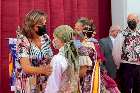 Quart de Poblet entrega los “palets” a las fallas del municipio