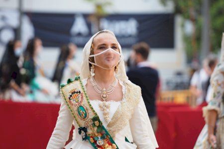 Les màscares, l'accessori -obligatori- d'una Ofrena històrica