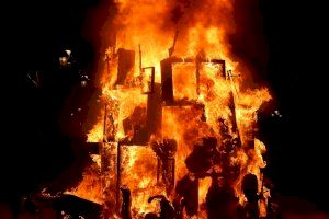 Les falles 2021 ja són història: València viu la seua cremà més diferent - (foto 8)