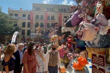 Els socialistes celebren “la responsabilitat i civisme del món faller” durant les Falles