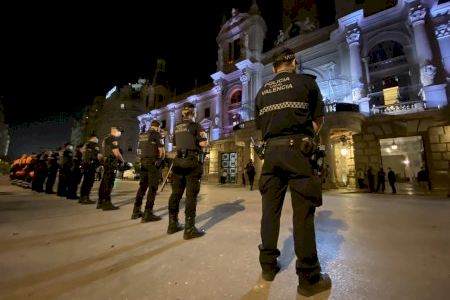 València tanca unes Falles "exemplars" i amb menys botellons: "Hem donat una imatge positiva a Espanya"