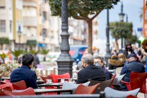 ¿Con cuántas personas puedo reunirme en casa, en la calle y en un restaurante?