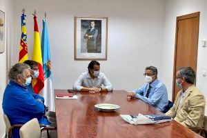 Visita al Ayuntamiento y a las Salinas de Torrevieja del equipo de la Fundación General de la Universidad de Alcalá (FGUA)